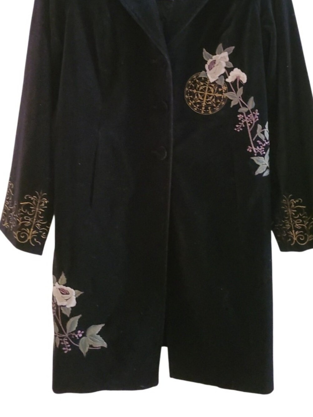 NWT Vintage CAbi Antoinette Velvet Floral Embroidered Longline coat Black Whimsy - Picture 9 of 17